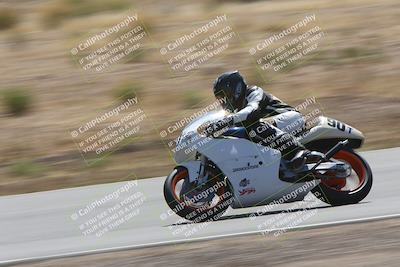 media/Apr-20-2025-AHRMA (Sun) [[393a79c373]]/Race/Group 10/Turn 4b/